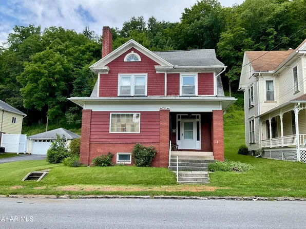 1209 Cameron Ave, Tyrone, PA 16686