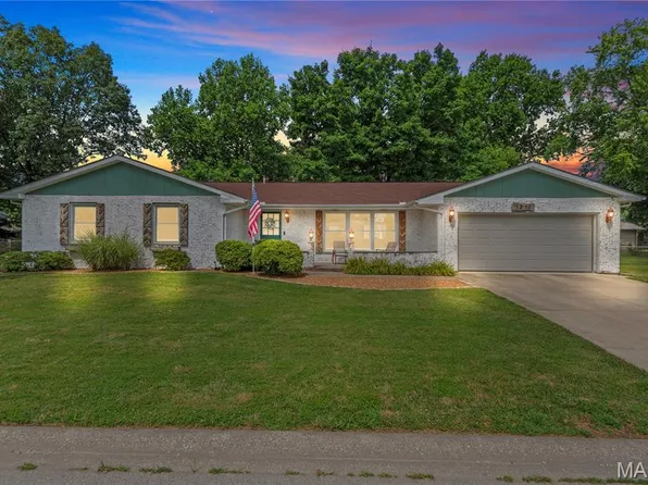 1211 6th St, Pawnee, IL 62558