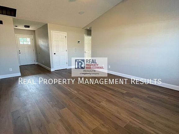 2nd image of 4800 Penrose Dr