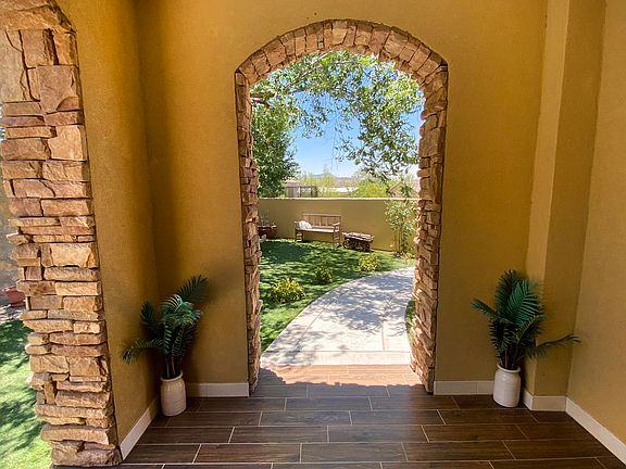5th image of 3719 Laguna Ln