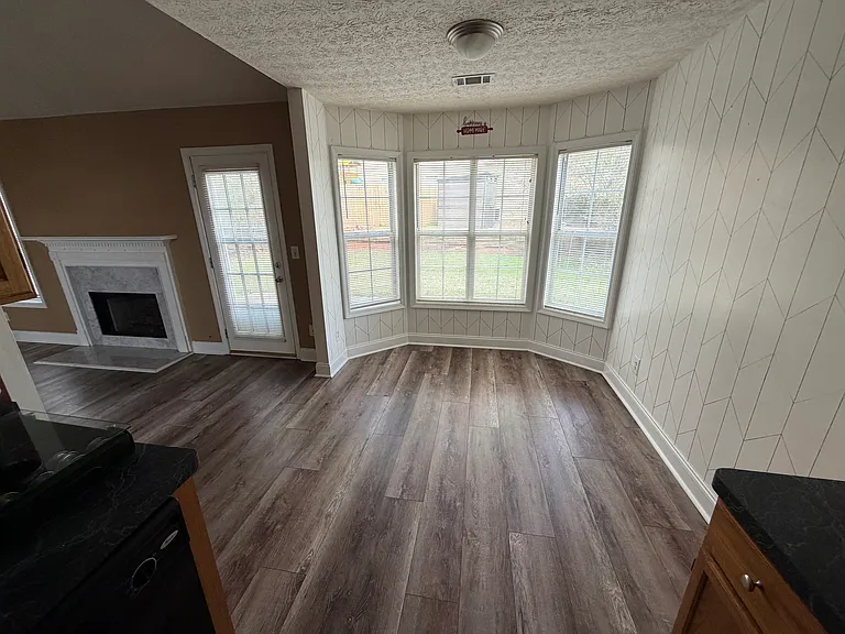 742 Bostonian Way — Photo 27