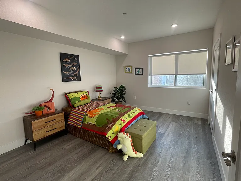 The SECRET in K-Town Luxury Apartments — Photo 40