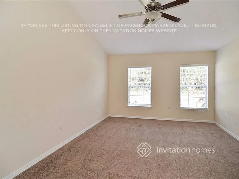 420 NW Byron St — Photo 9