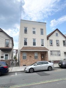 406 N 2Nd St, East Newark, NJ, 07029