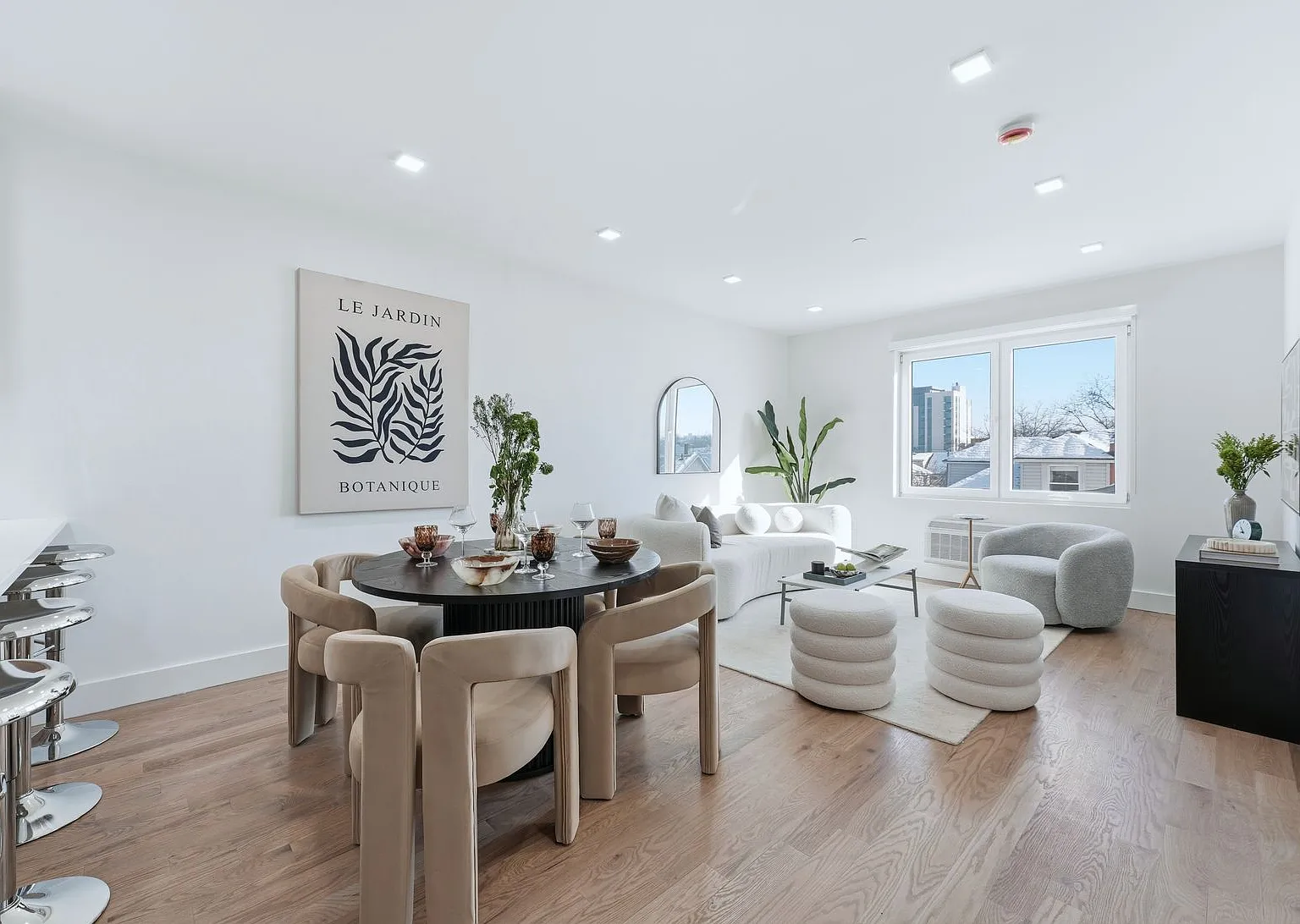 1 bed, 758 sqft, $2,650 — Photo 1