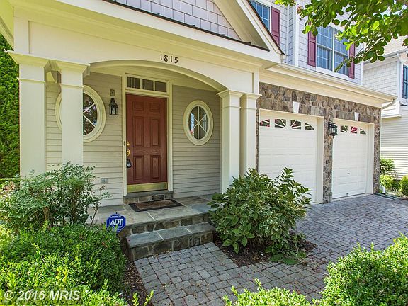 2nd image of 1815 Hyden Pl