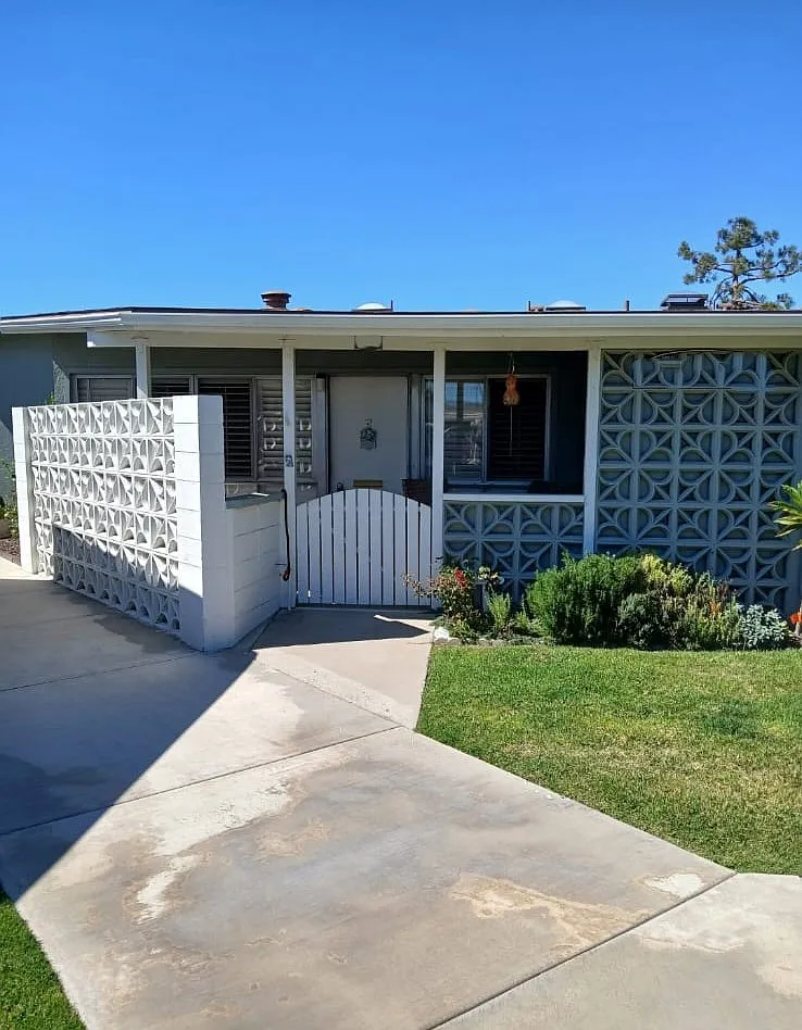 2 bed, 750 sqft, $2,500 — Photo 3