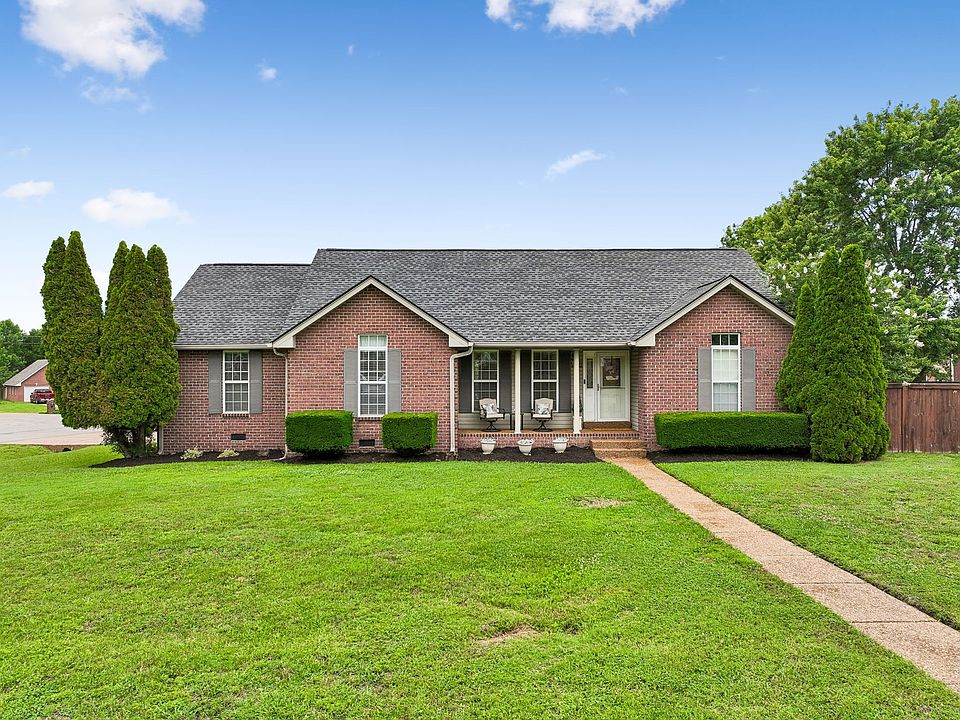 1st image of 400 Neighborly Ct