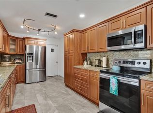 7430 Margate Blvd, Margate, FL 33063