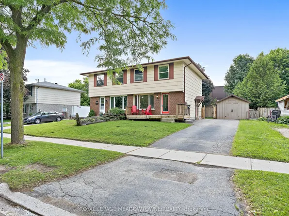 370 Argyll St, Centre Wellington, ON N1M 2Y3