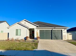 18376 N Strawflower Ave, Nampa, ID 83687