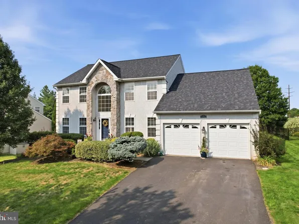 131 Springfield Dr, Sellersville, PA 18960