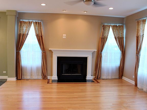 5th image of 485 E Thornhill Ln