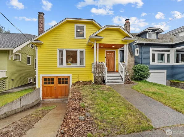8029 Stroud Avenue N, Seattle, WA 98103
