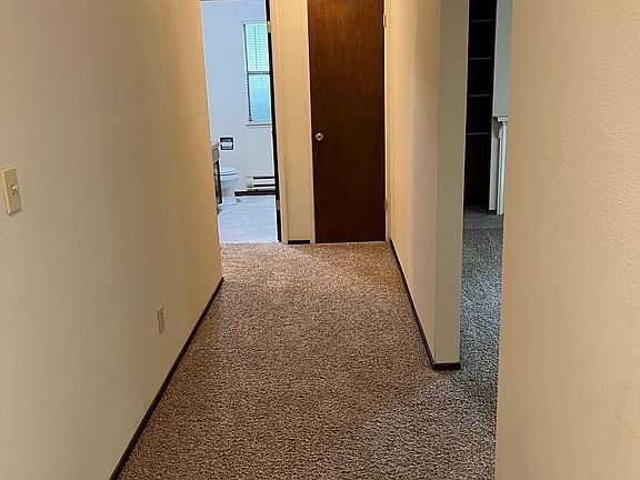 5th image of 912 Capitola Ave #19