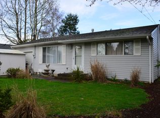 705 E 9th St, Newberg, OR 97132