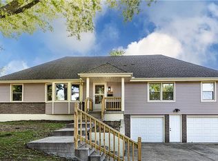 12813 Overhill Rd, Grandview, MO 64030