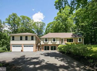 13216 Johnny Moore Ln, Clifton, VA 20124