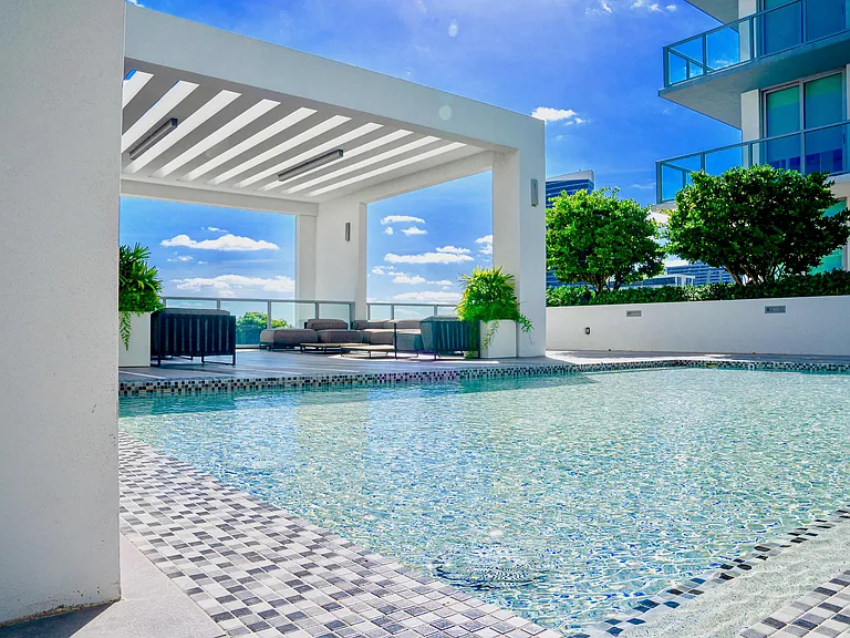 3900 Biscayne Blvd #811 — Photo 28