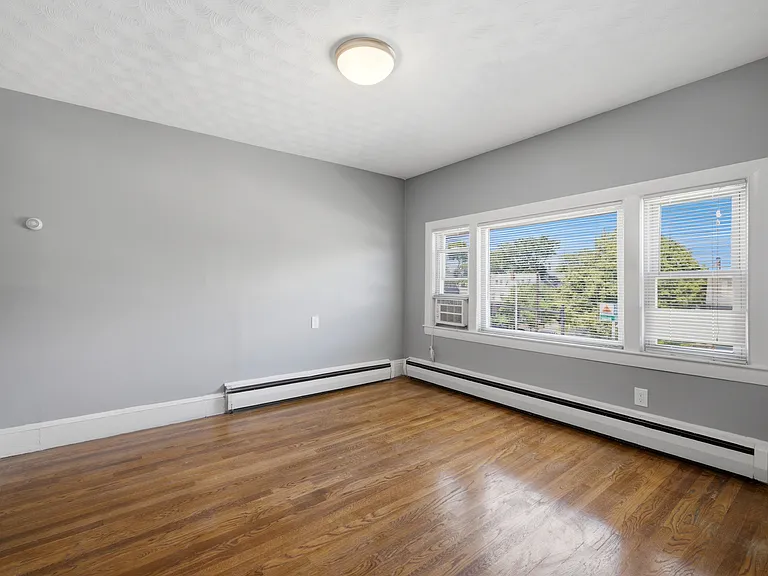 195 Concord Ave #11 — Photo 4
