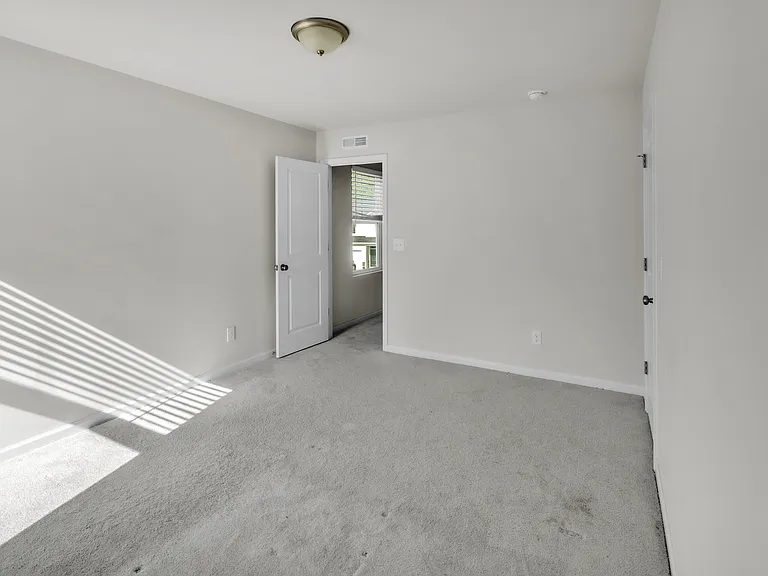 456 Willard Wds Dr — Photo 18