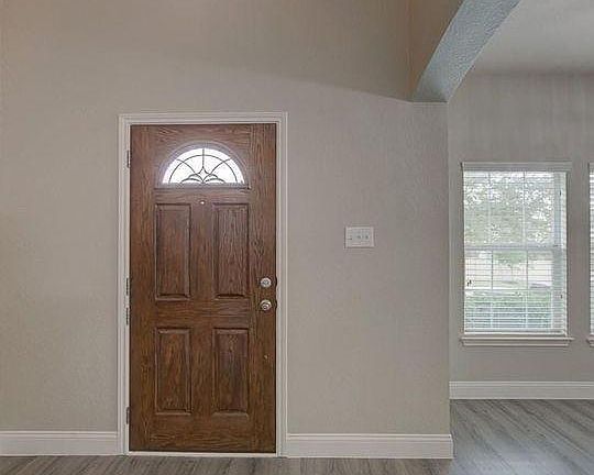 3rd image of 3624 Sandy Brook Dr