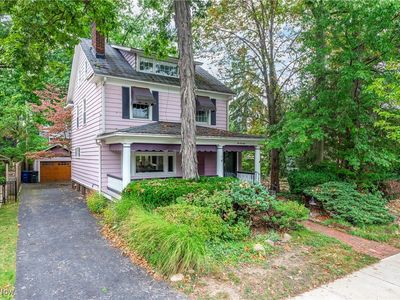 1070 Rosalie Ave, Lakewood, OH, 44107