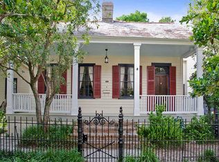 422 Burdette St, New Orleans, LA 70118