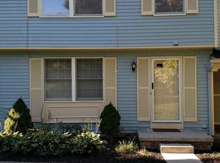 145 Quaker Ridge Dr, Akron, OH 44313