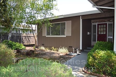 2nd image of 1432 Tiffany Cir