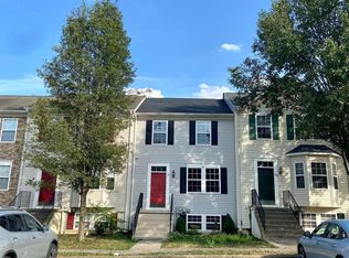 27 Holmes Dr, Charles Town, WV 25414