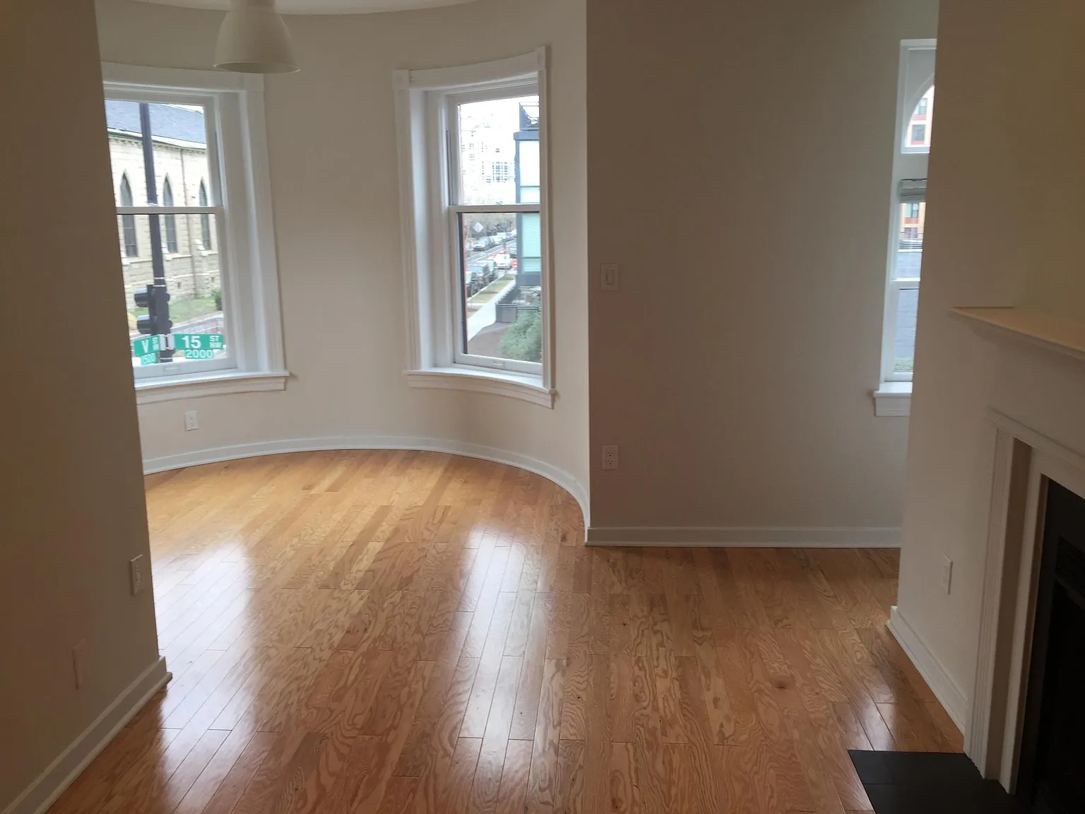 2032 15th St NW — Photo 2