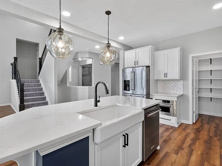 12987 Gilmour Dr — Photo 12