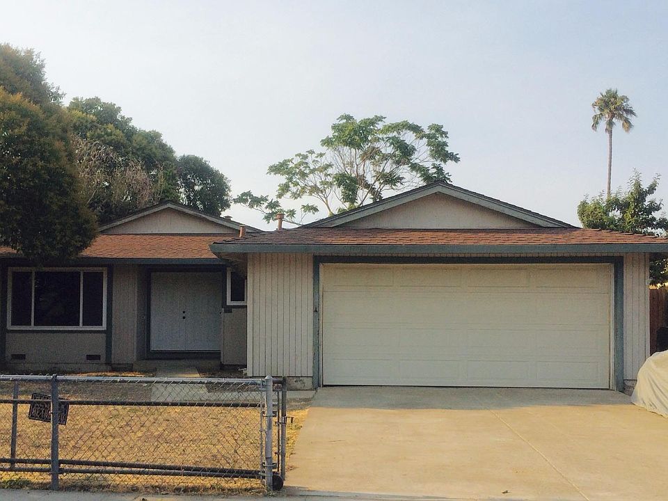 1st image of 455 Roading Dr