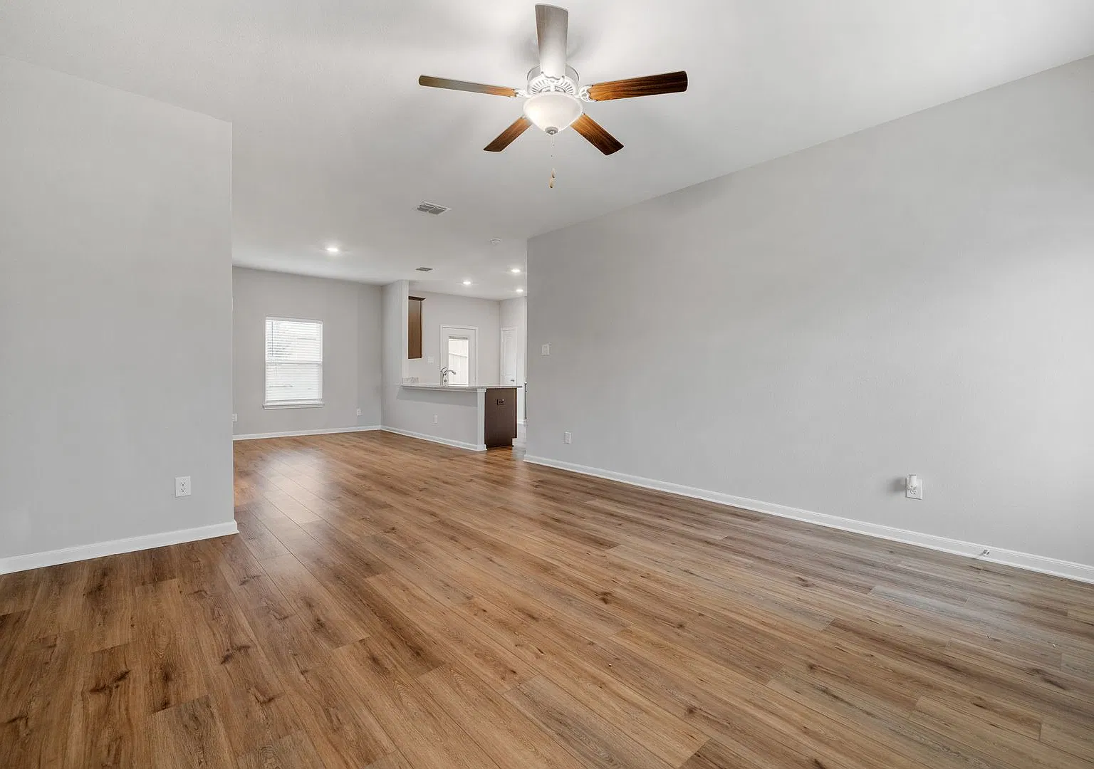 Contemporary Charm in Hightop Ridge | Spacious Layout & Large Private Backyard — Photo 3