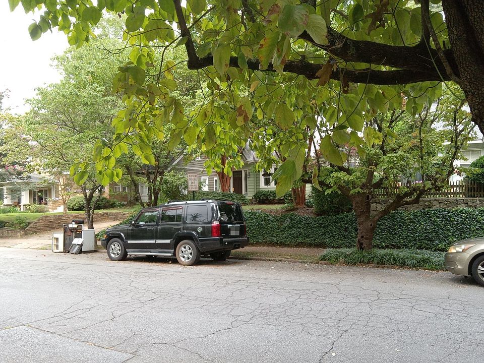 2nd image of 136 Fairview Ave