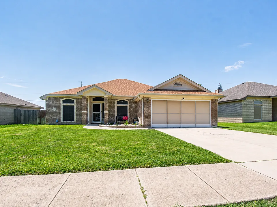 4310 Neta Dr