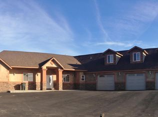 102 Oak Barrell, Granger, WA 98932