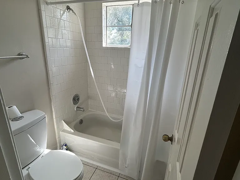 13818 Dentwood Dr — Photo 3