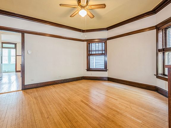 5th image of 6809 N Wolcott Ave