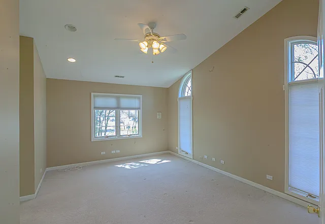 3121 Lake Ave — Photo 12