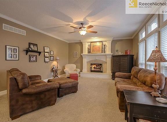 4th image of 13208 Earnshaw St
