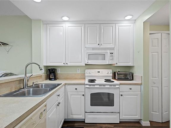 5th image of 4247 Liron Ave APT 103