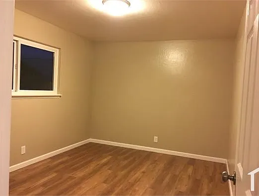 755 E Duane Ave #H — Photo 16