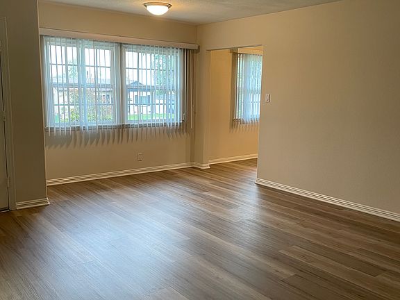 3rd image of 651 Price Dr