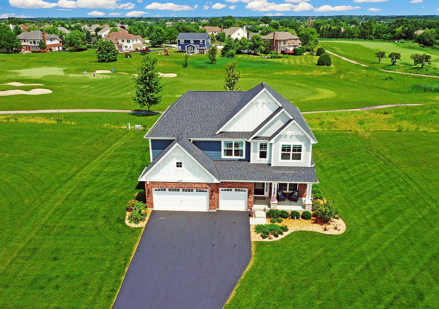 10 Crystal Downs Dr