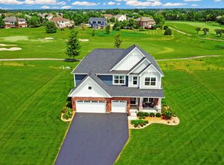 10 Crystal Downs Dr, Hawthorn Woods, IL 60047