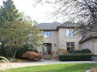 3644 Edinborough Dr, Rochester Hills, MI 48306