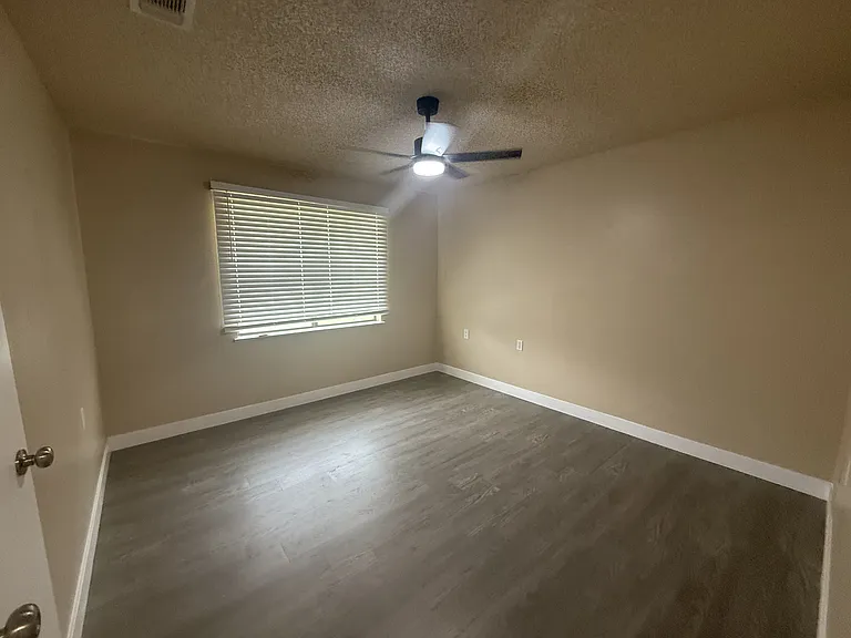 200 Twin Mountain Rd #2 — Photo 13