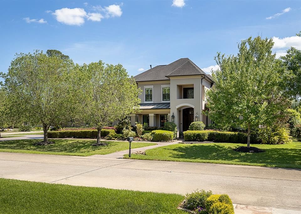 1st image of 1113 Oak Park Ln